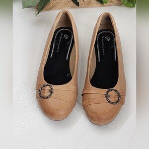 Abeo Tan Flats with Decorative Detail